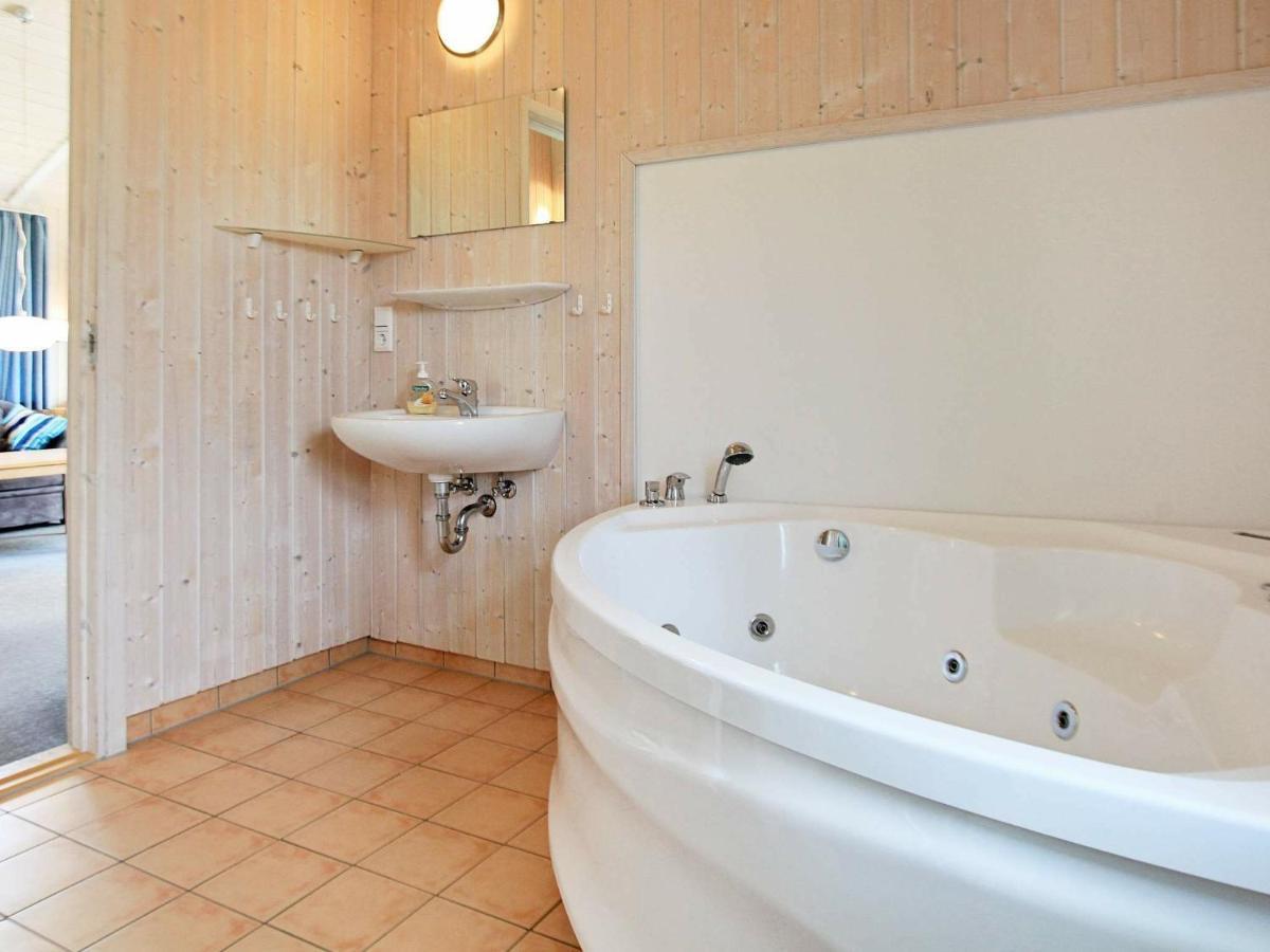 Two-Bedroom Holiday Home In Otterndorf 4 Exterior foto